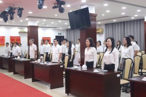CHÀO CỜ THÁNG 6 – HỌC BÁC TỪ BỎ VÀ TRÁNH XA THÓI QUEN CHƯA TỐT
